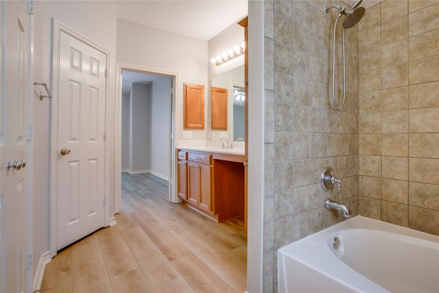 2415 Stutz Drive C, Dallas, TX 75235