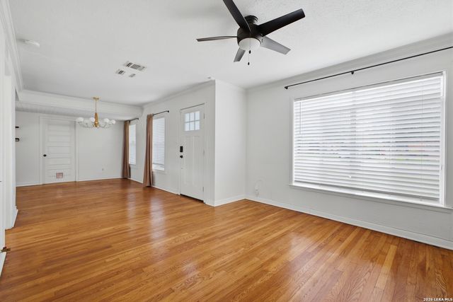 418 Nassau Dr, San Antonio, TX 78213