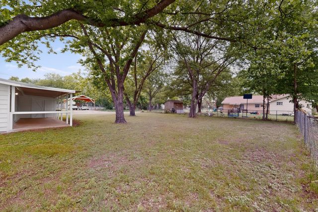 313 Fm 316 S, Eustace, TX 75124