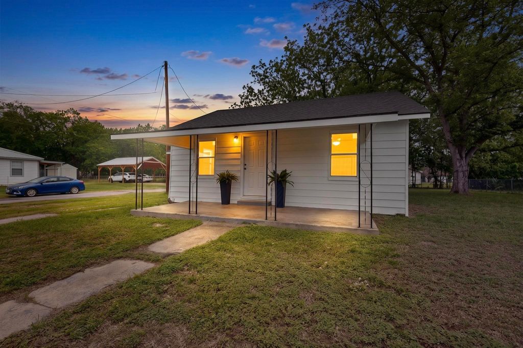 313 Fm 316 S, Eustace, TX 75124