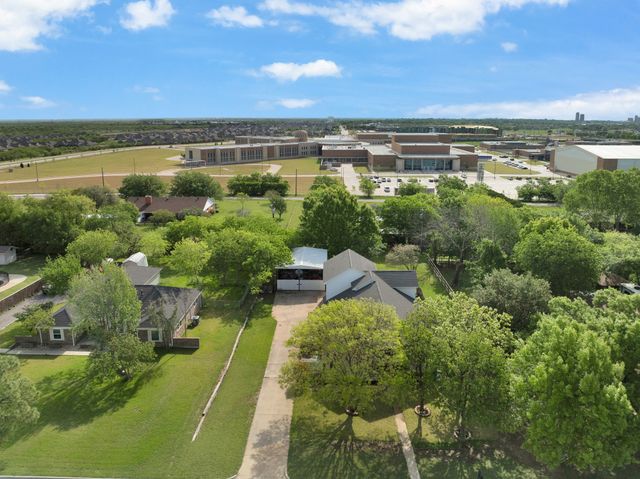 3310 Darby Lane, Denton, TX 76207