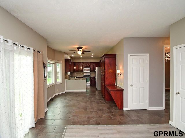 16130 Parker Street, Omaha, NE 68118