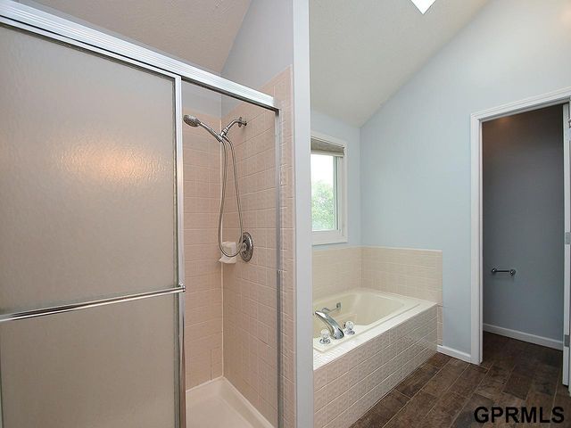 16130 Parker Street, Omaha, NE 68118