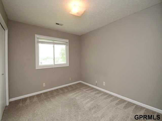 16130 Parker Street, Omaha, NE 68118