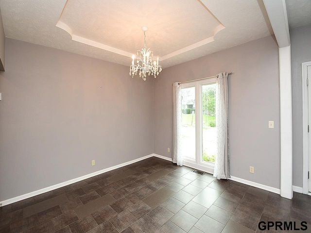 16130 Parker Street, Omaha, NE 68118