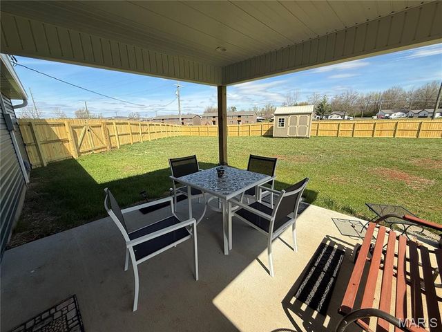 115 Holmes, Fredericktown, MO 63645