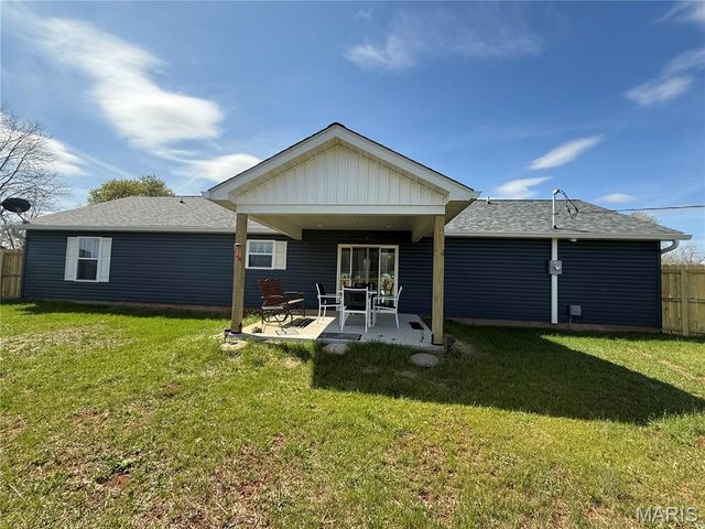 115 Holmes, Fredericktown, MO 63645