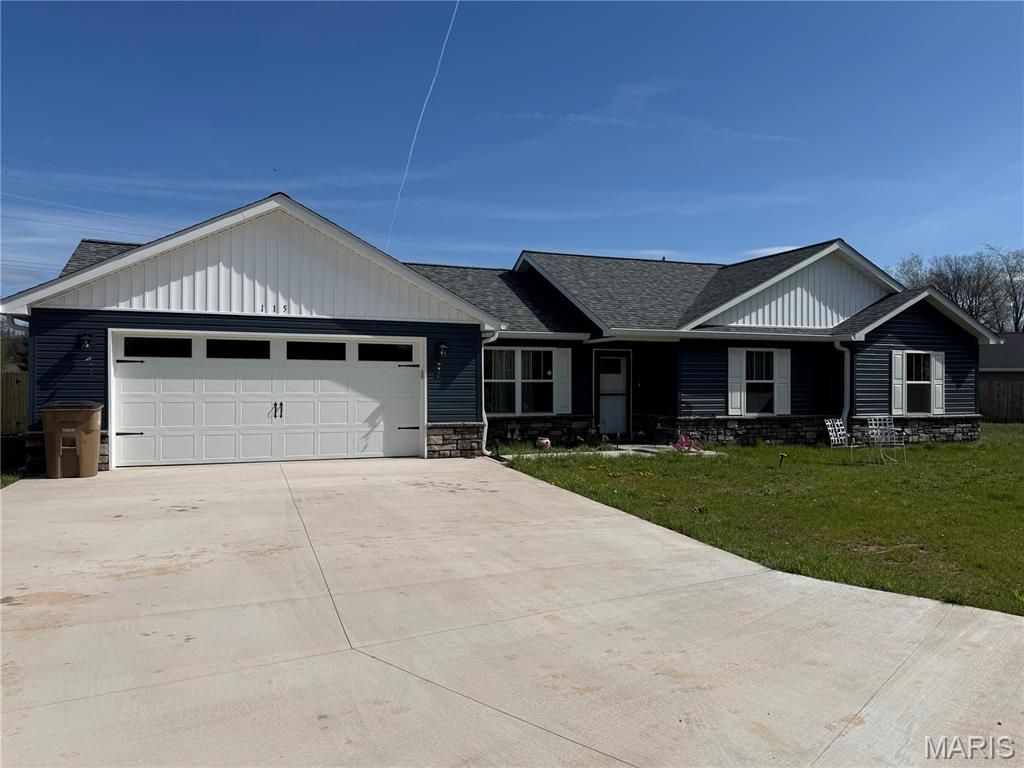 115 Holmes, Fredericktown, MO 63645