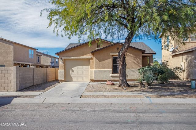 5596 S Monrovia Avenue, Tucson, AZ 85706