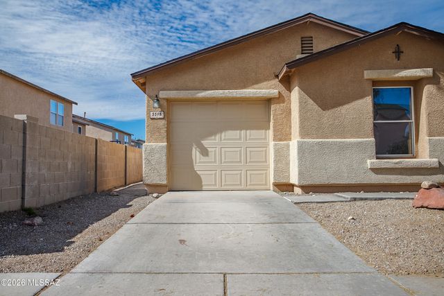 5596 S Monrovia Avenue, Tucson, AZ 85706