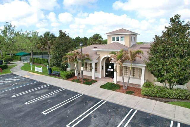 1420 Dittmer Circle SE, Palm Bay, FL 32909