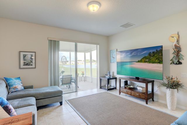 1420 Dittmer Circle SE, Palm Bay, FL 32909