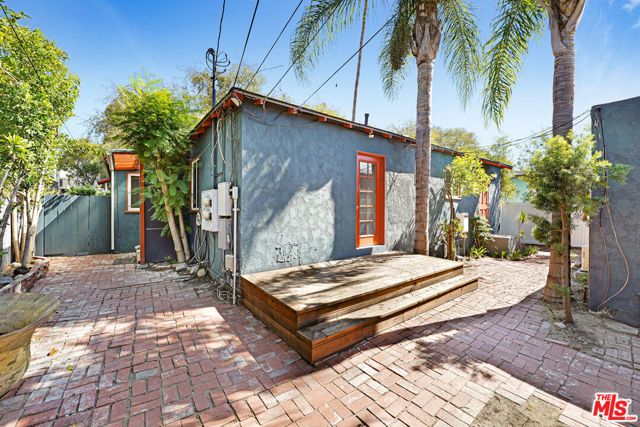 5129 Overland Avenue, Culver City, CA 90230
