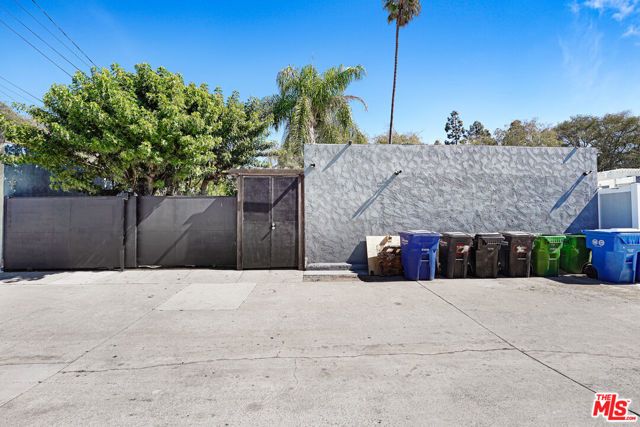5129 Overland Avenue, Culver City, CA 90230