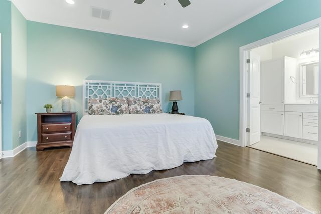 5498 Abbe Wood Drive, Newburgh, IN 47630