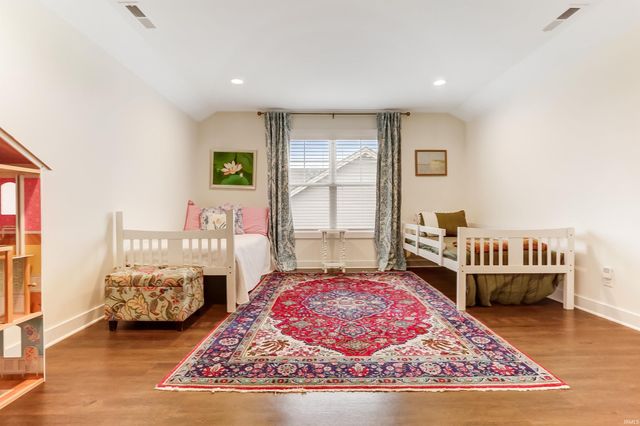 5498 Abbe Wood Drive, Newburgh, IN 47630