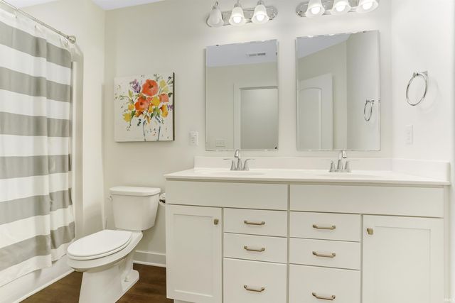 5498 Abbe Wood Drive, Newburgh, IN 47630