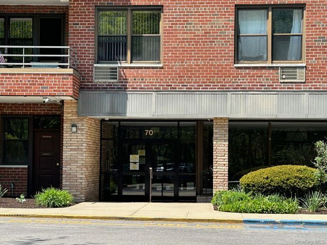 70 Barker Street 609, Mount Kisco, NY 10549