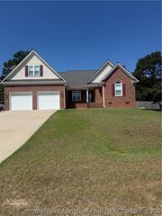 146 Woodshire Drive, Lillington, NC 27546