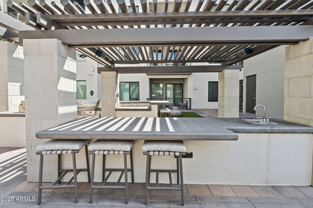 7300 E EARLL Drive 2008, Scottsdale, AZ 85251