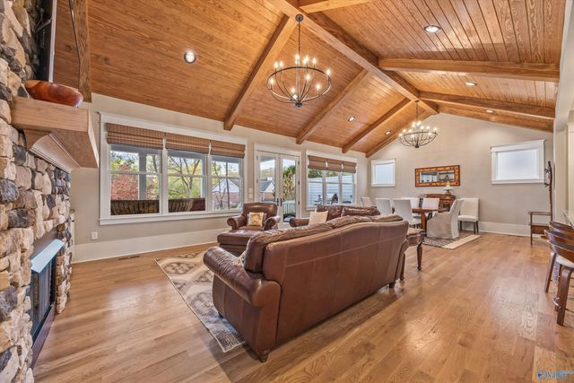 321 Saint Louis Street, Madison, AL 35758