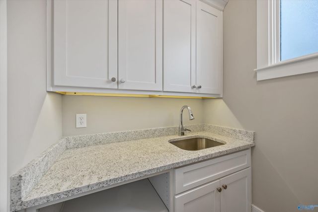 321 Saint Louis Street, Madison, AL 35758