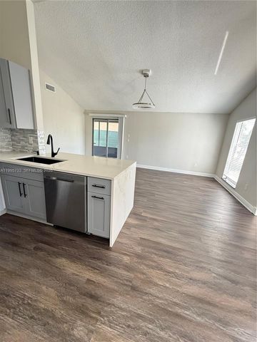 8419 Garden Gate Pl, Boca Raton, FL 33433