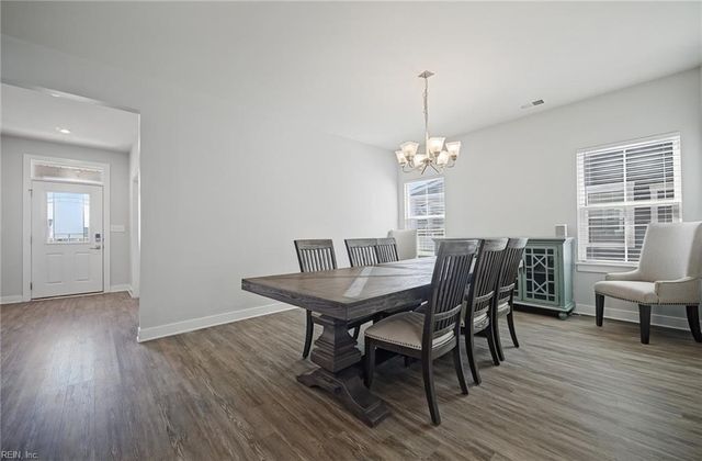 732 Colonel Byrd ST, Chesapeake, VA 23323