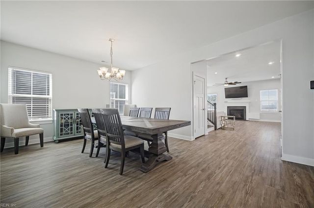 732 Colonel Byrd ST, Chesapeake, VA 23323
