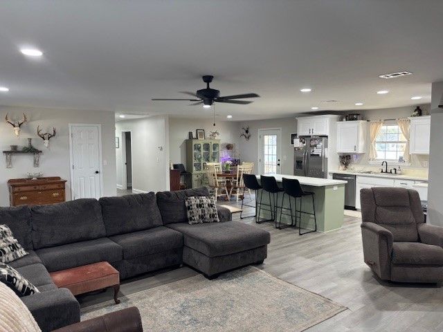 517 Lazy Lane, Blackshear, GA 31516