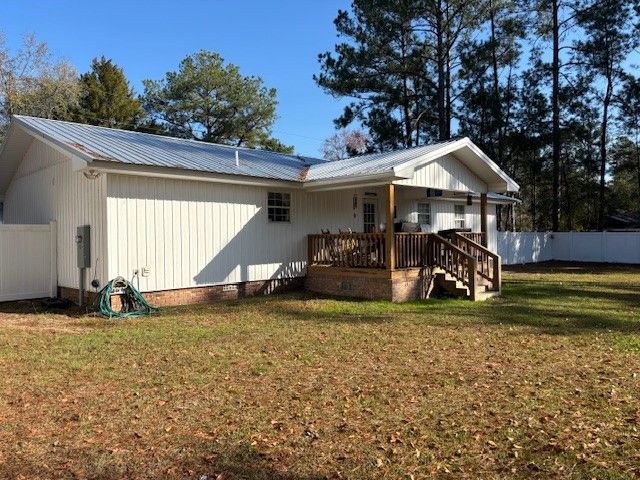 517 Lazy Lane, Blackshear, GA 31516