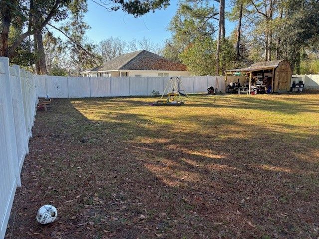 517 Lazy Lane, Blackshear, GA 31516