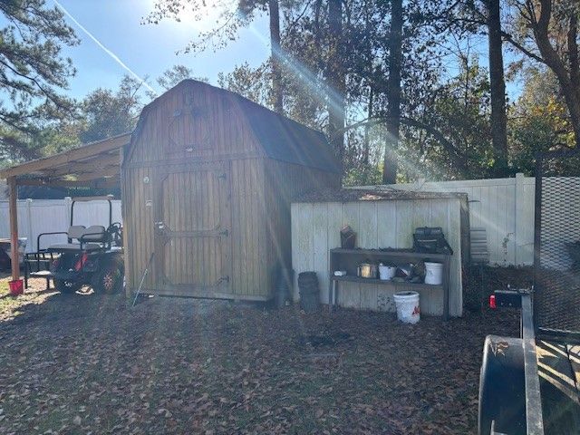 517 Lazy Lane, Blackshear, GA 31516