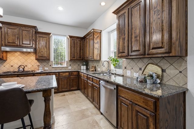 8401 Foothill Drive, Plano, TX 75024