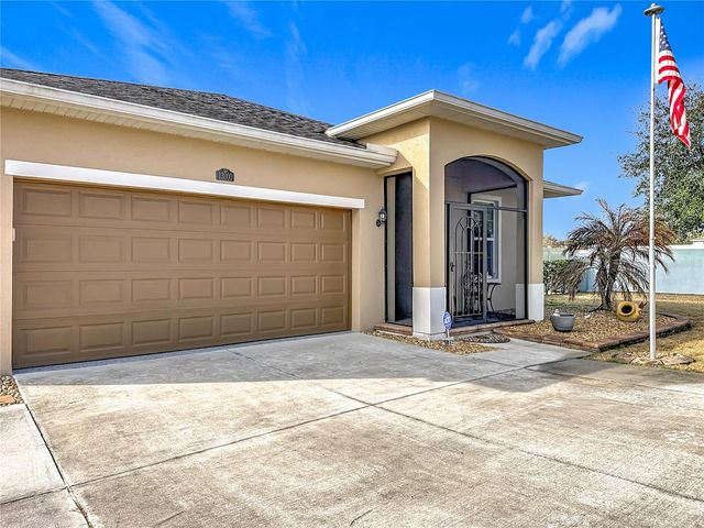 13000 YALE BLUFF DRIVE, Grand Island, FL 32735