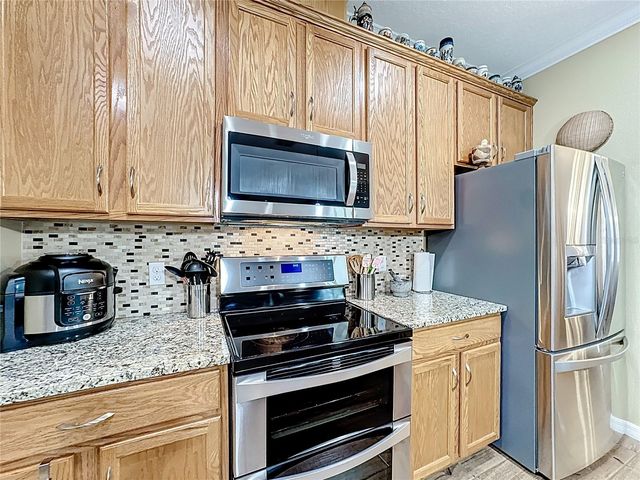 13000 YALE BLUFF DRIVE, Grand Island, FL 32735