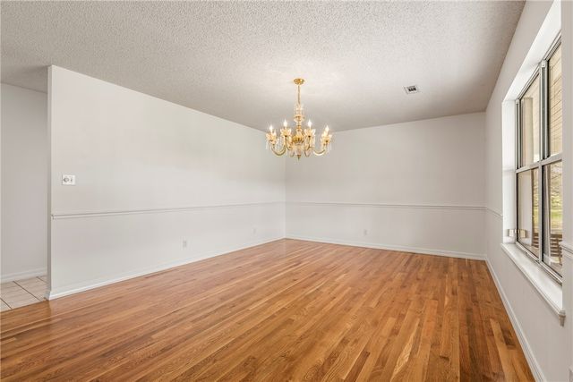 7665 W Wedington Drive, Fayetteville, AR 72704