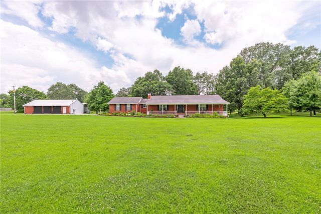 7665 W Wedington Drive, Fayetteville, AR 72704