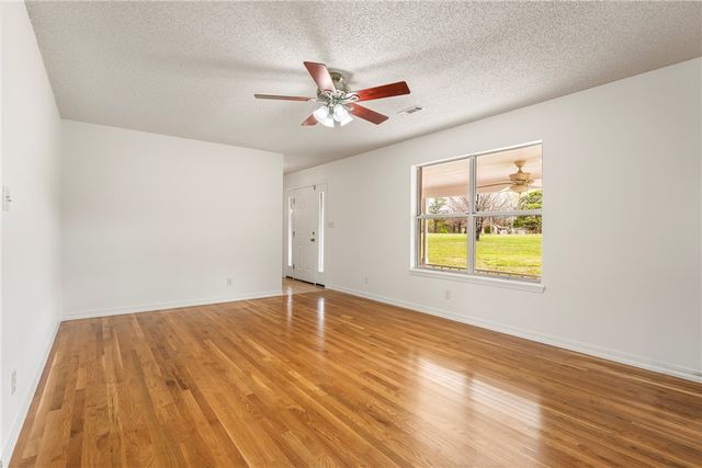 7665 W Wedington Drive, Fayetteville, AR 72704