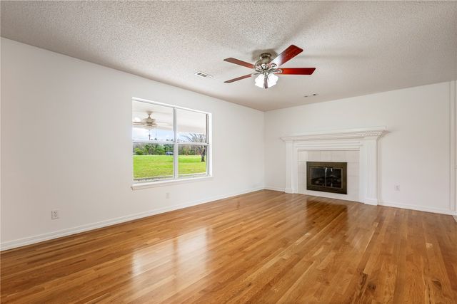 7665 W Wedington Drive, Fayetteville, AR 72704