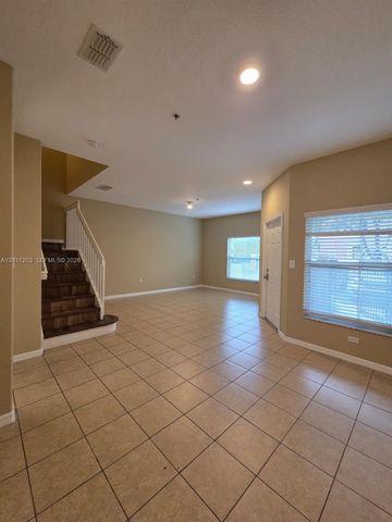 2851 W Prospect Rd 404, Tamarac, FL 33309
