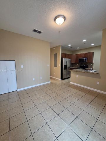 2851 W Prospect Rd 404, Tamarac, FL 33309