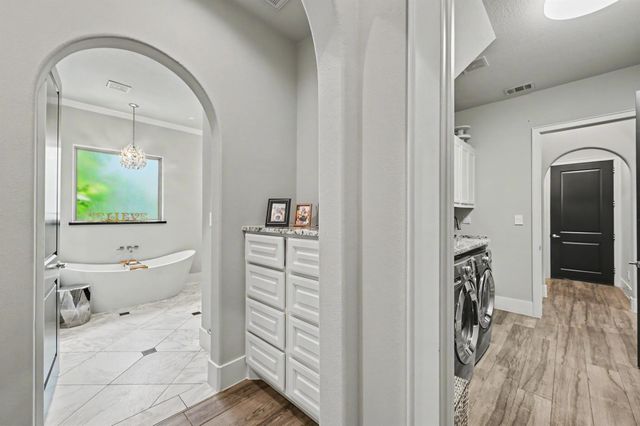 4787 W Fork Boulevard, Conroe, TX 77304