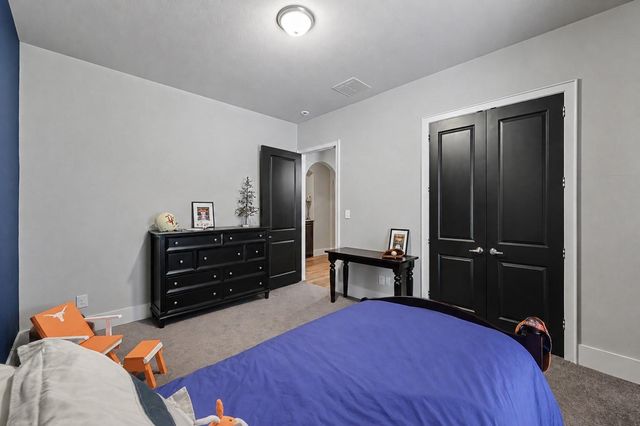 4787 W Fork Boulevard, Conroe, TX 77304