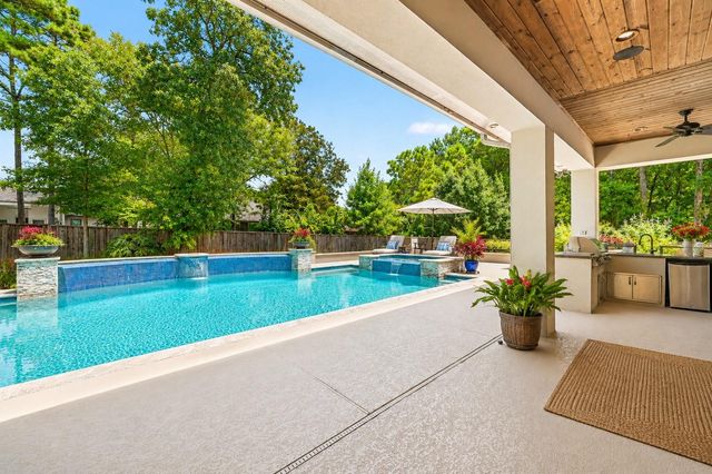 4787 W Fork Boulevard, Conroe, TX 77304