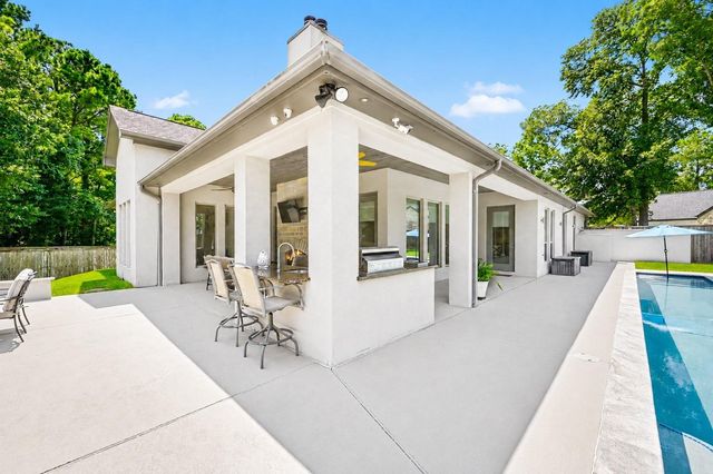 4787 W Fork Boulevard, Conroe, TX 77304