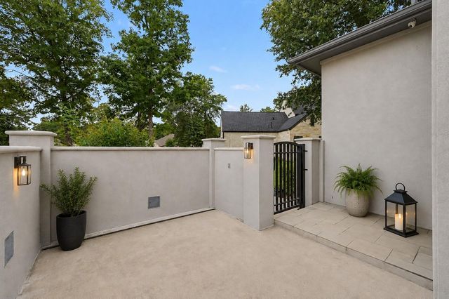 4787 W Fork Boulevard, Conroe, TX 77304