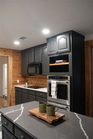 2808 Peachtree Lane, Pantego, TX 76013