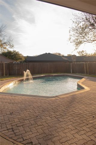 2808 Peachtree Lane, Pantego, TX 76013