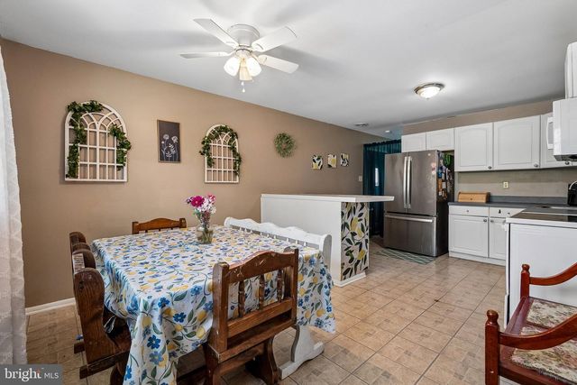 1564 DIVISION ST, West Deptford, NJ 08086